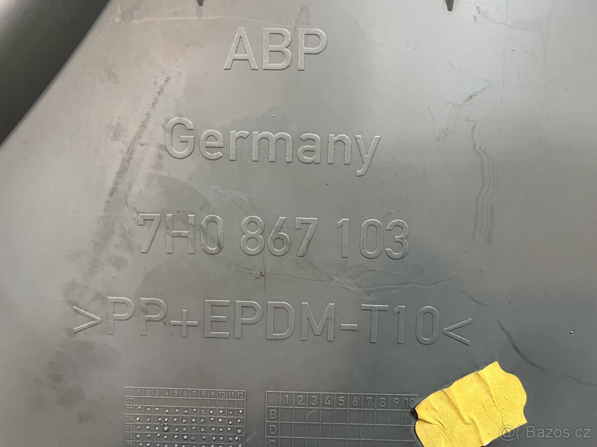 VW transport T5 Multivan, Caravelle tapecírung přední dveře - 4