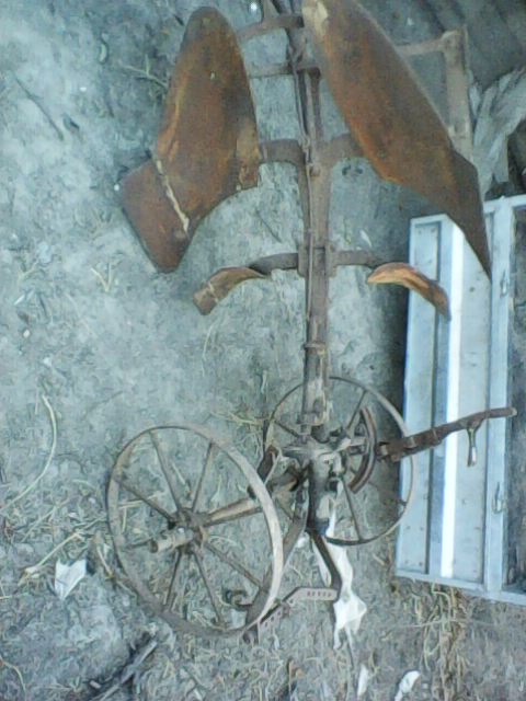 Prodám jednoradličný pluh obracák - 4