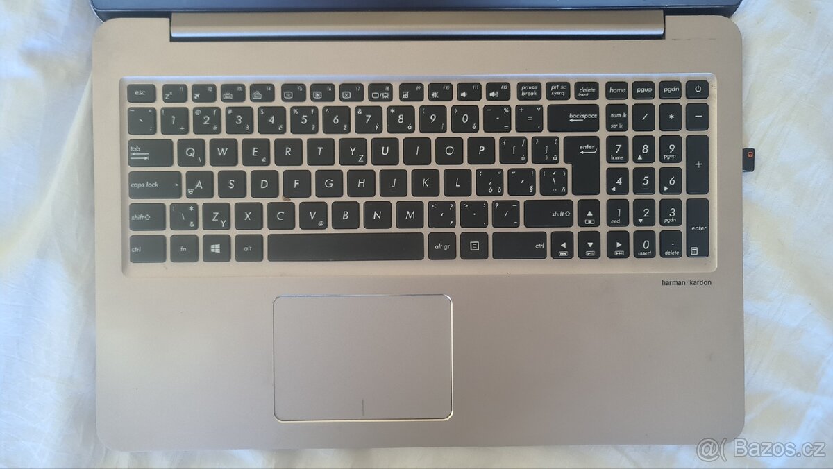 ASUS ZenBook UX510UW - 4