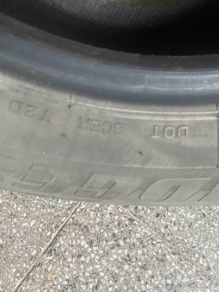 Pneu 5 mm 215/60 R17 - 4
