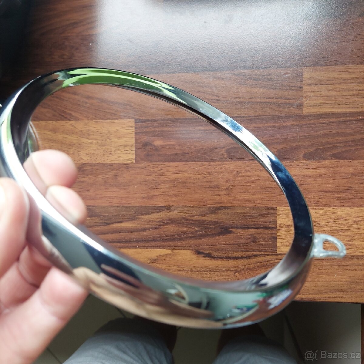 Renault 8 - rámečky světel - 4