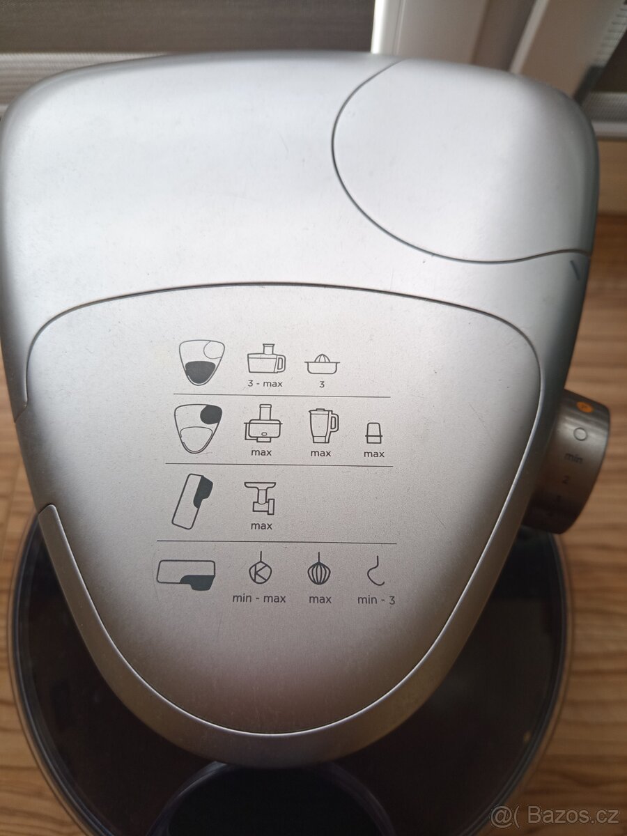 Kuchyňský robot Kenwood KHC29 - 4