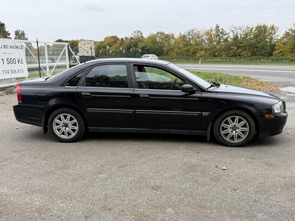 VEŠKERÉ ND Z VOZU VOLVO S80 D4 120KW - 4