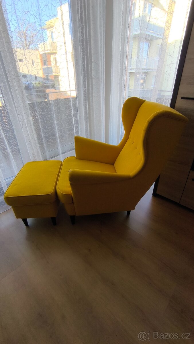 Křeslo ušák žlutý + taburet - IKEA Strandmon - 2699Kč - 4