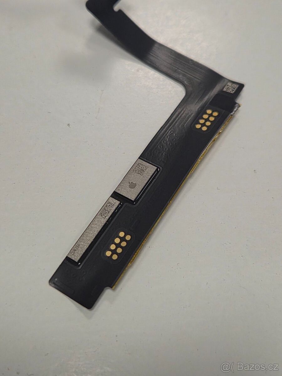 základní deska iphone 15 - 4