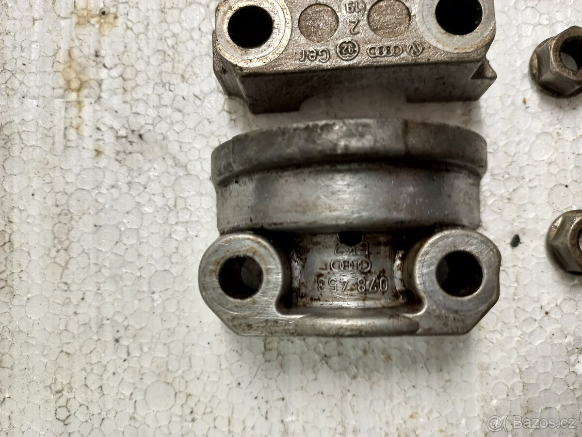 Držáky 1vačkové hřídele ABC Audi A4 B5 2,6 94-99 - 4