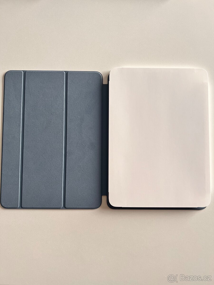 Pouzdro na tablet Apple Smart Folio pro iPad Air 11" - 4
