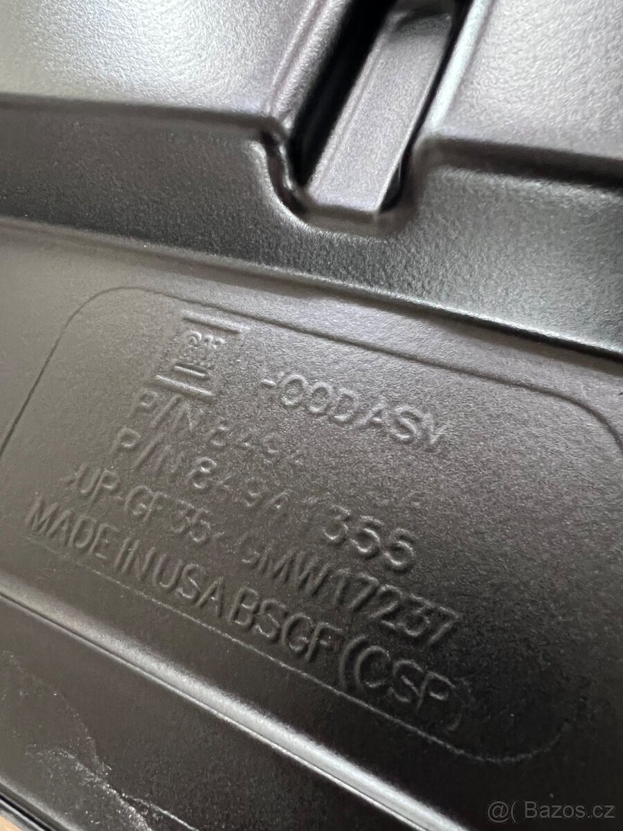 Corvette c8 predná kapota maska - 4