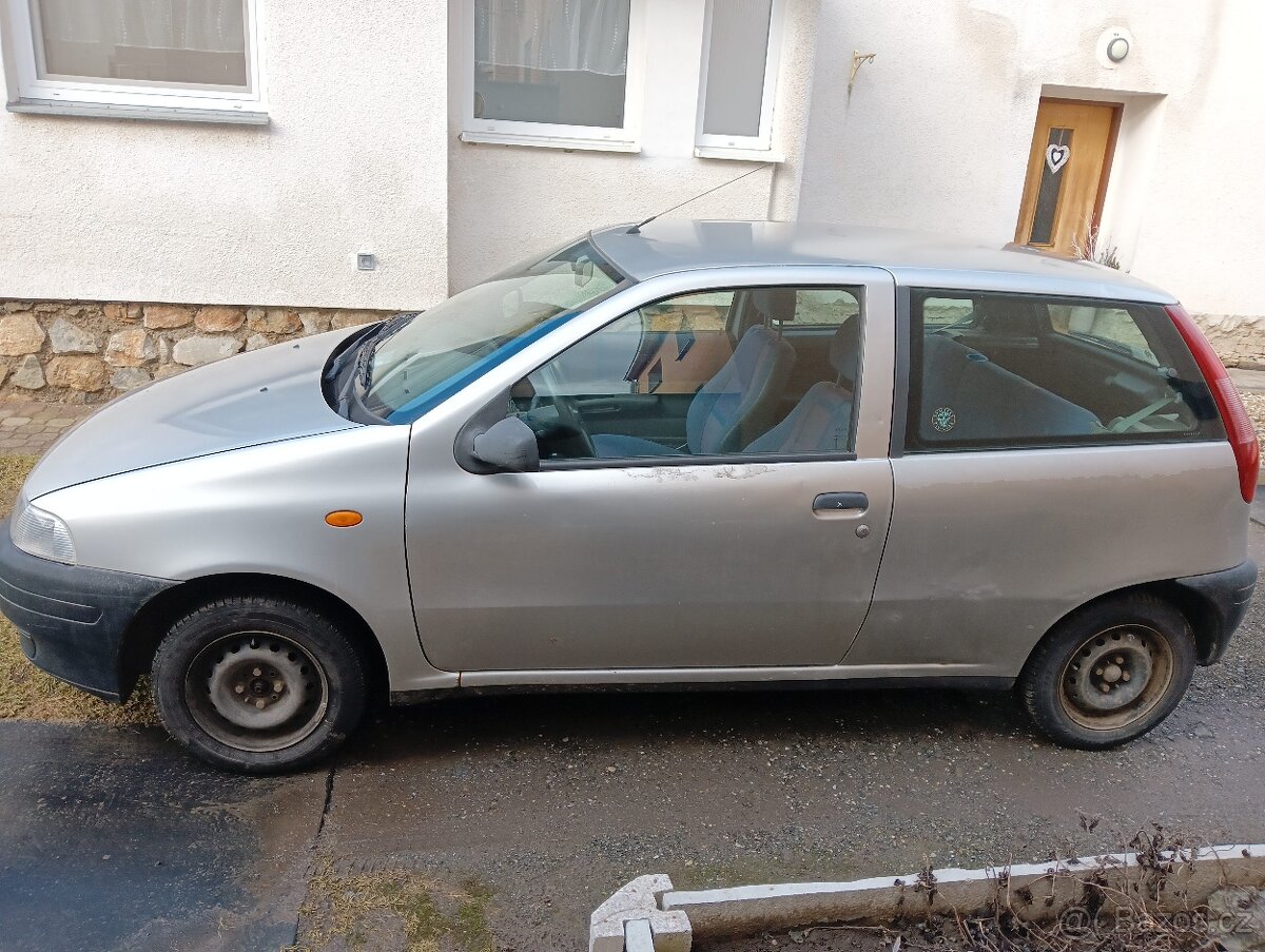 Fiat Punto - 4