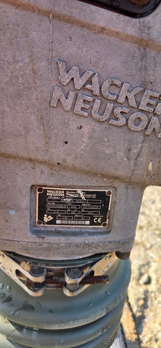 Vibrační pěch Wacker BS60-2 - 4