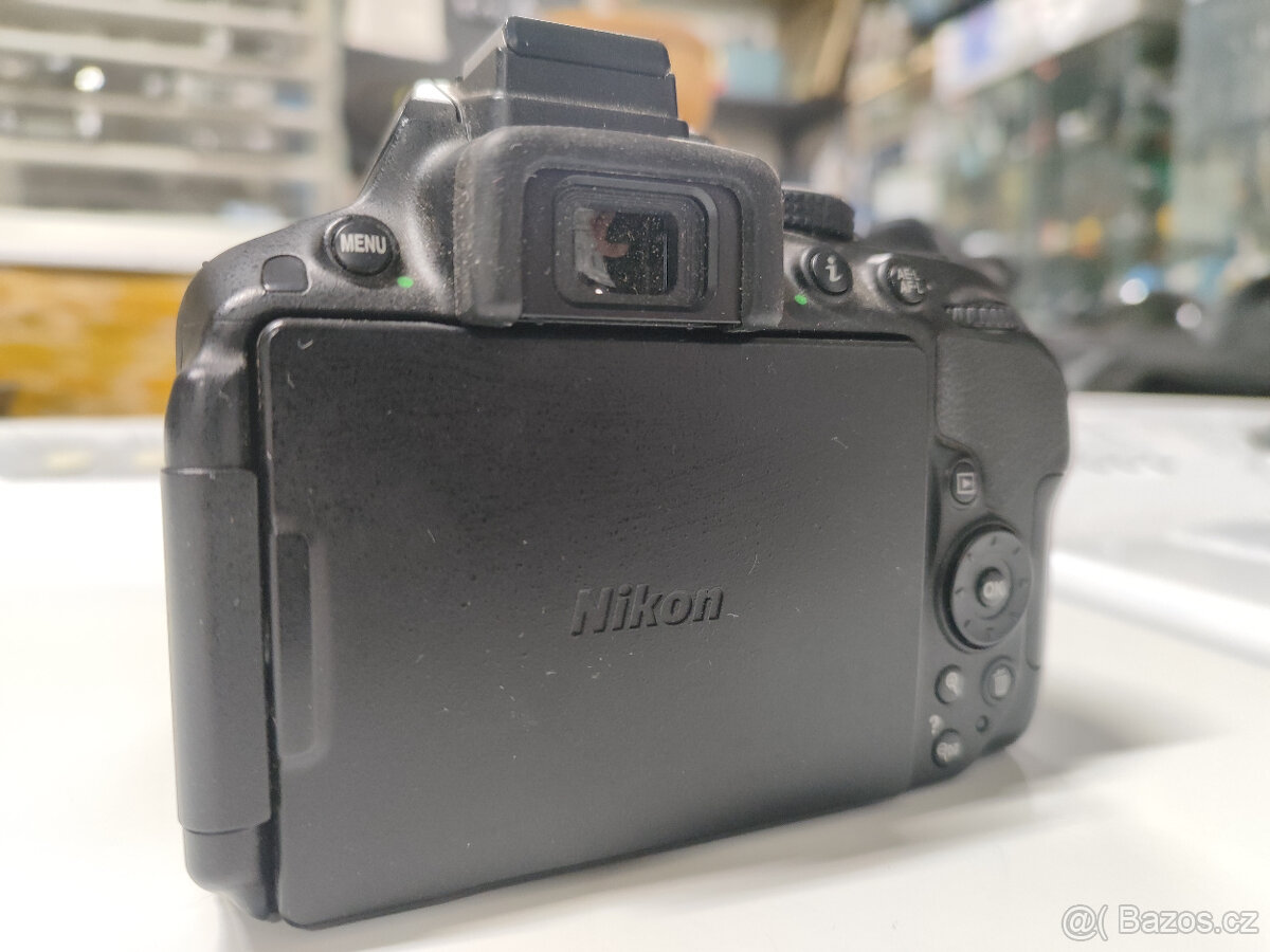 Digitální zrcadlovka NIKON D5300 + Objektiv Nikkor - 4