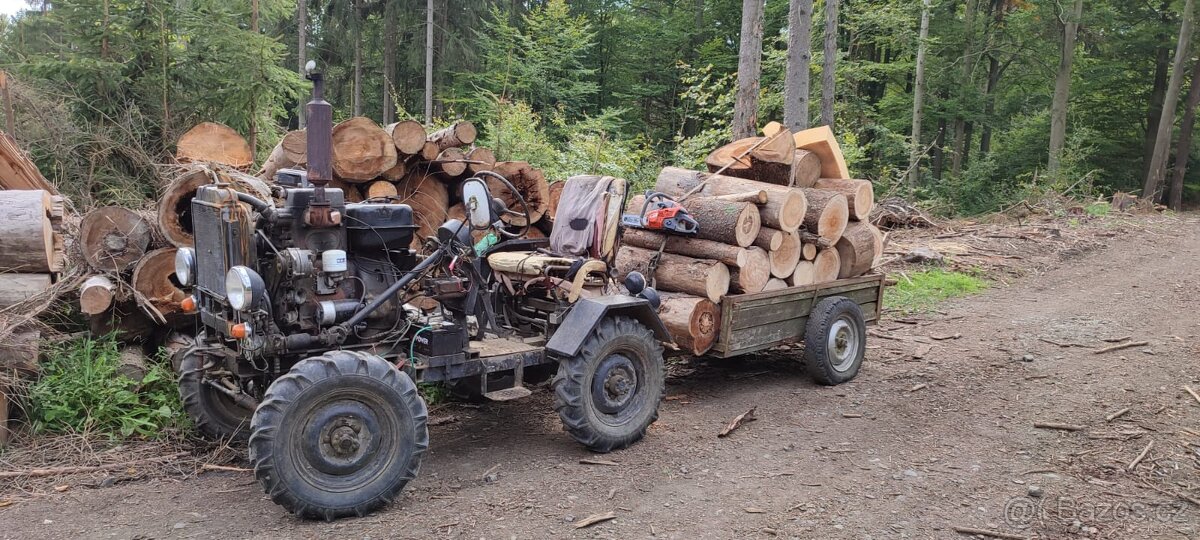 Malotraktor Ursus + ARO podvozek - 4