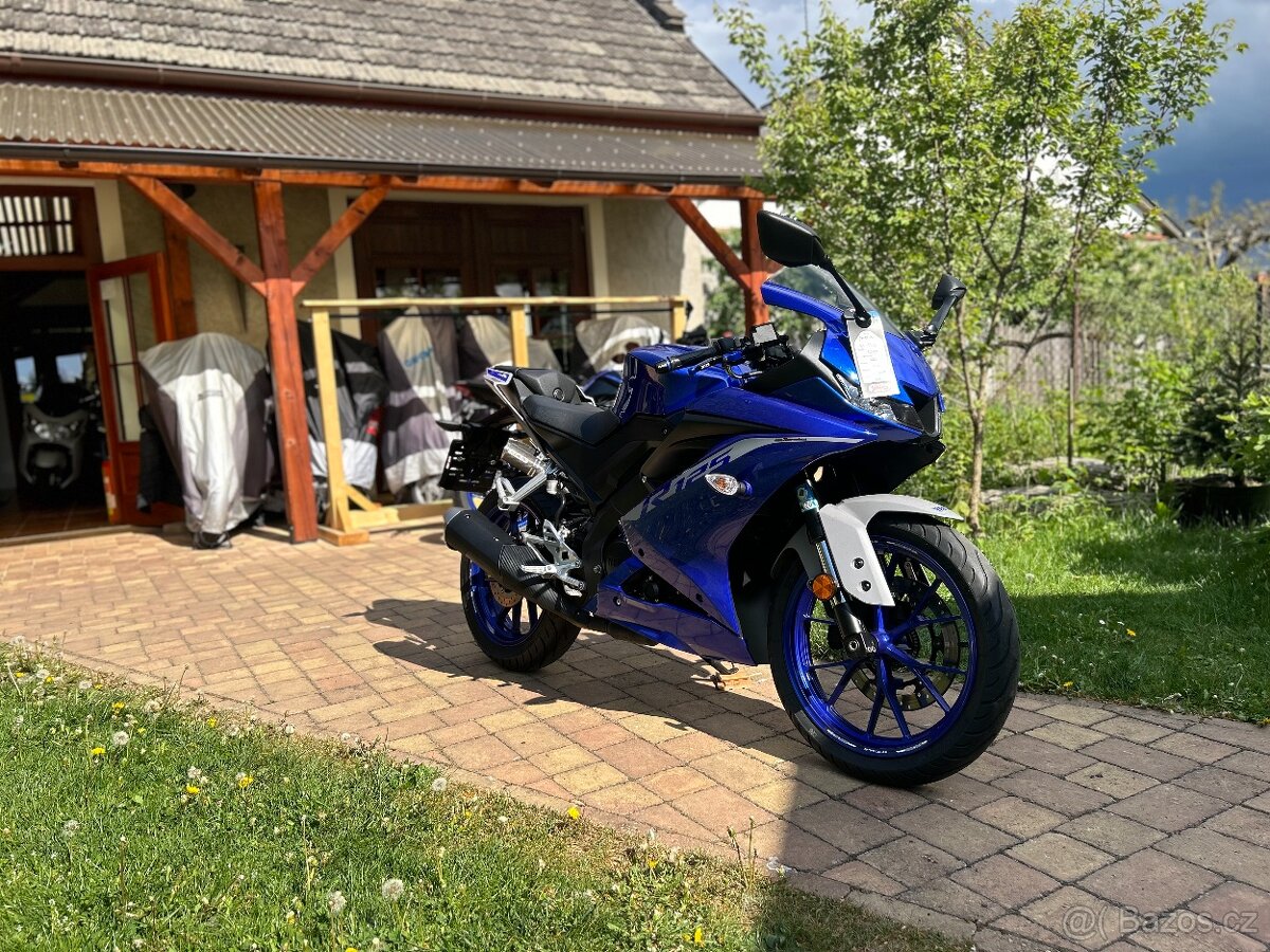 Yamaha YZF125-R - 4