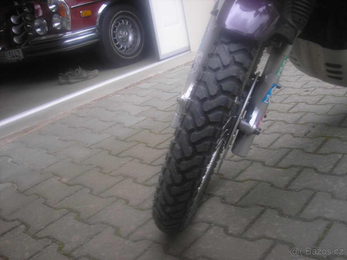 KLE500A