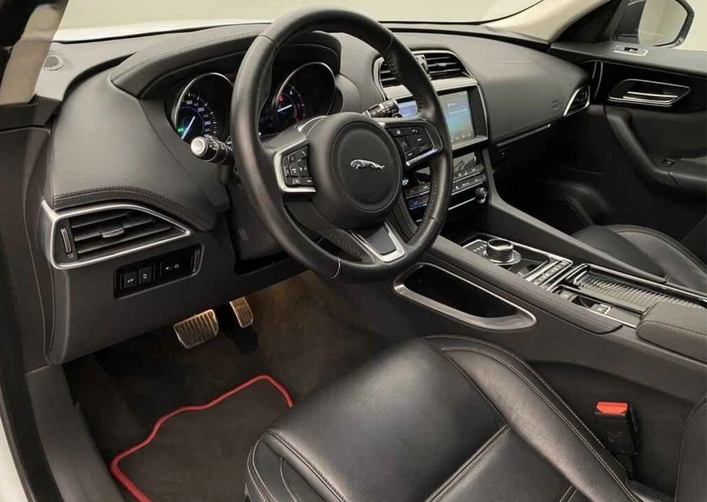 Jaguar F-Pace, 20D PRESTIGE AWD CZ - 4