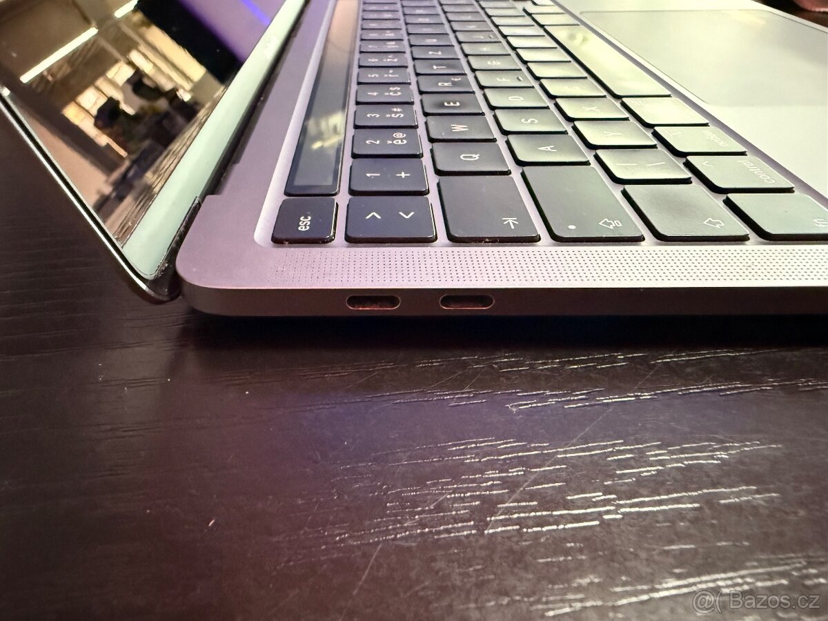 MacBook Pro 2020 - 4