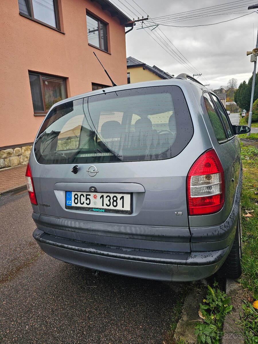Opel Zafira 1.8 r. v. 2004 - 4