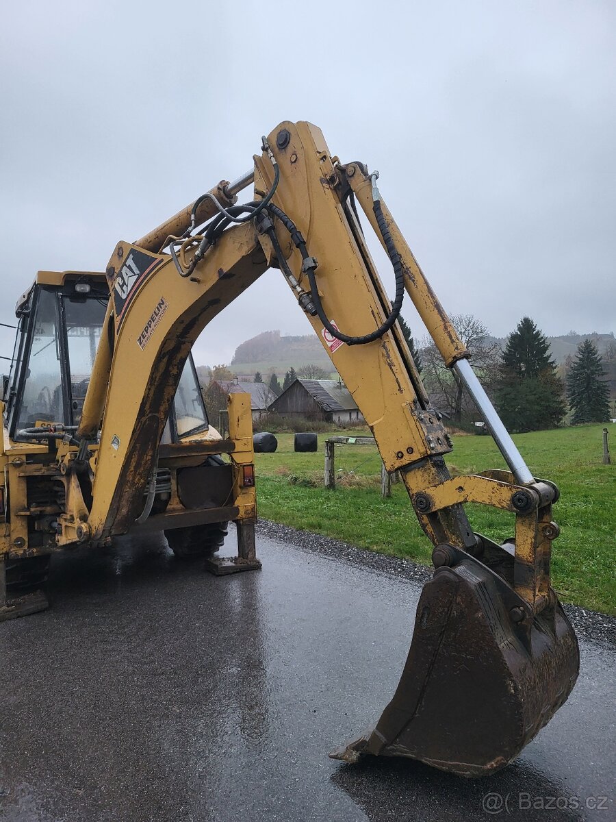 Traktor Bagr CAT 428C - 4