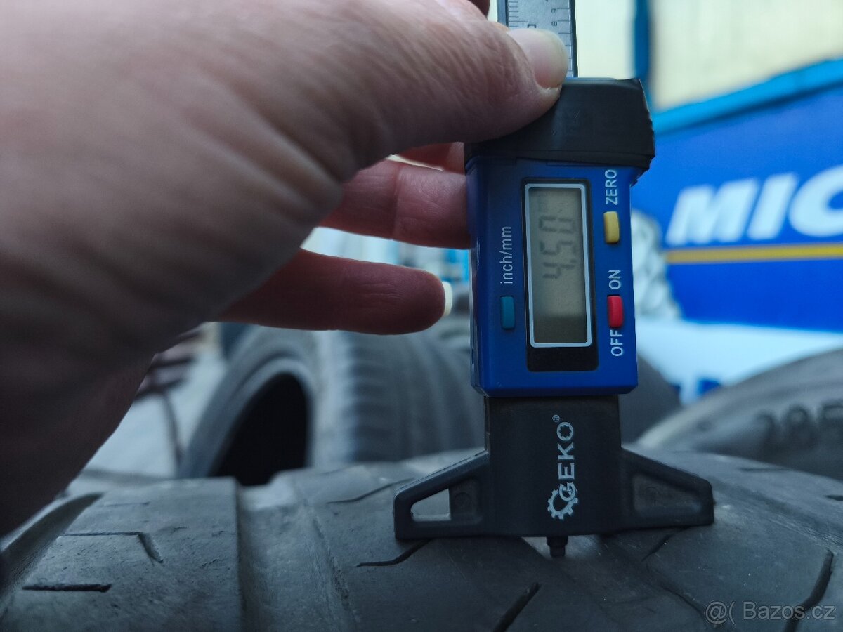 Continental premium contact 7 285/45/20 Y XL - 4