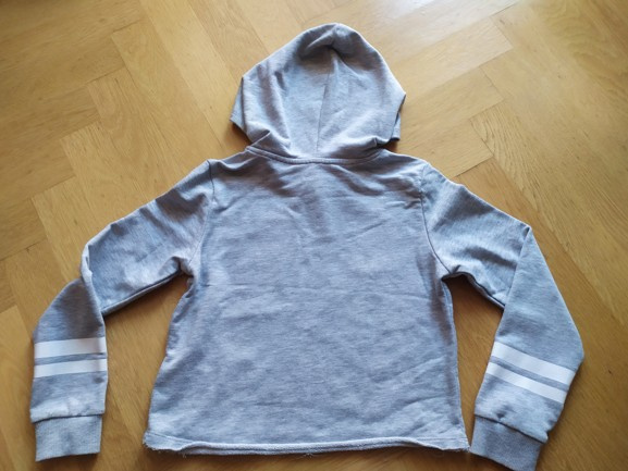 ŠEDÁ KRATŠÍ MIKINA H&M, vel. 152 - 4