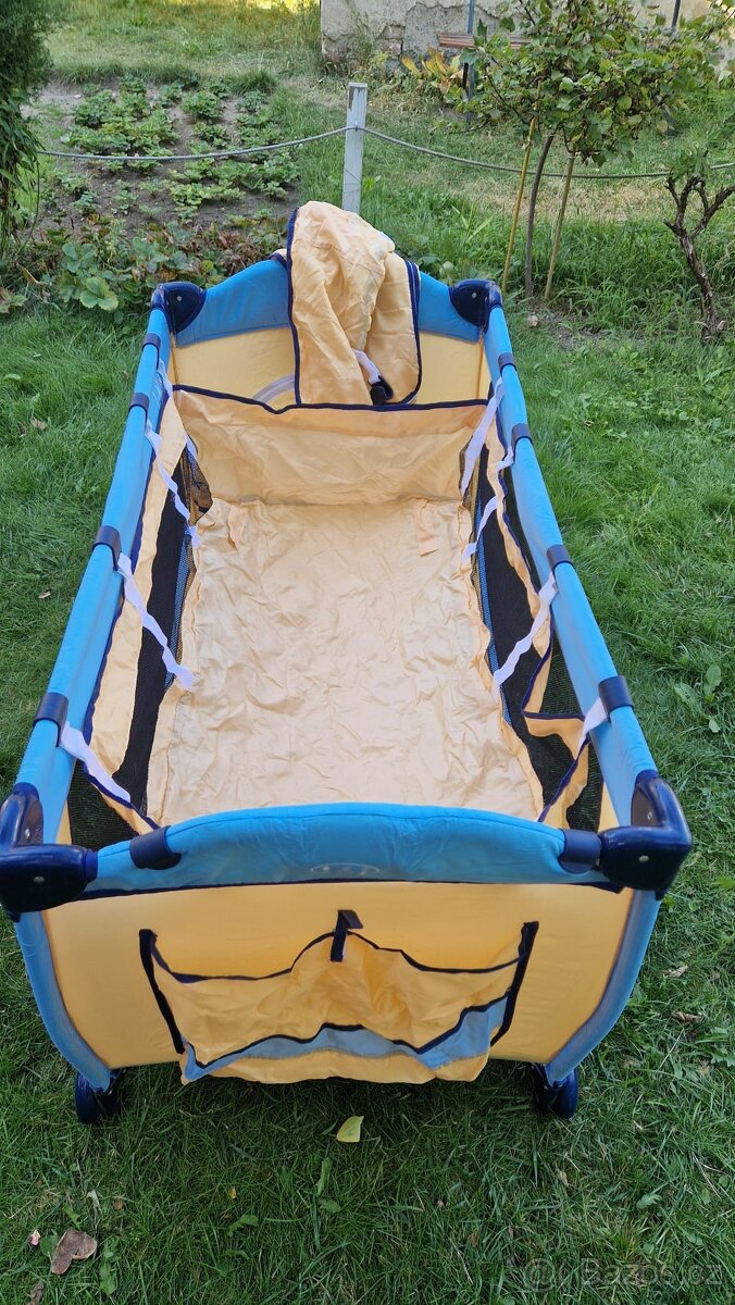 Cestovní rozkládací postýlka - 4