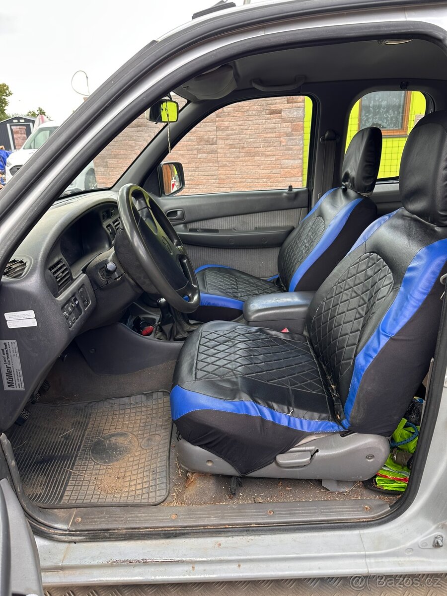 Mazda B2500 - 4