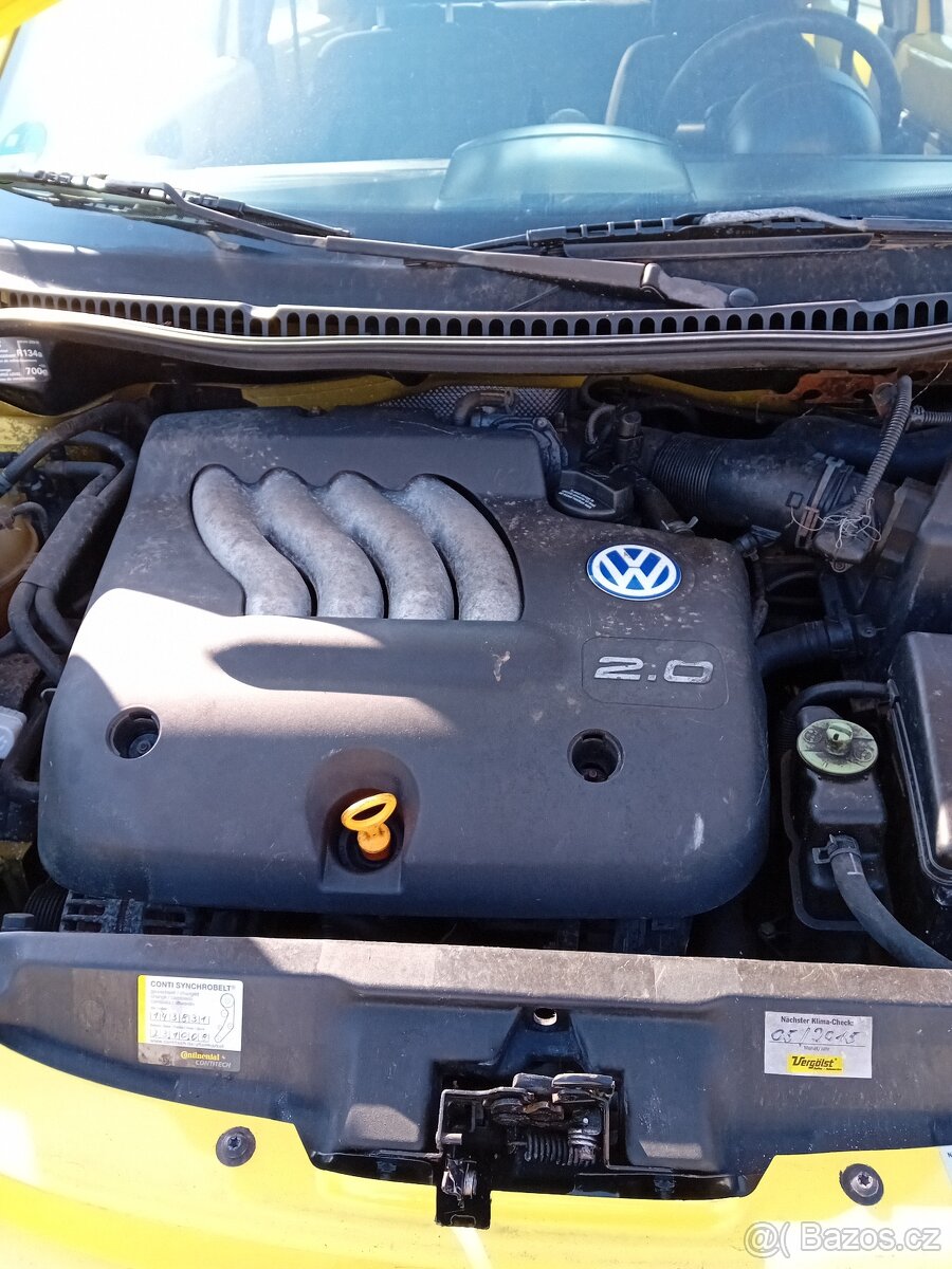 VW NEW BEETLE 2.0I-DILY - 4