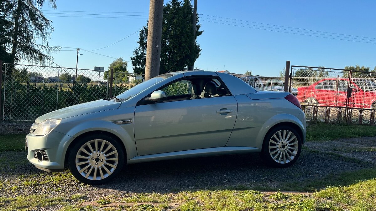 Opel Tigra 1,8 2009 - 4