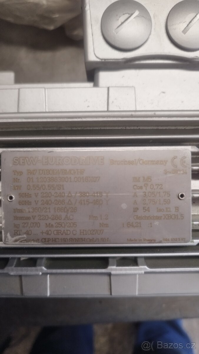 Elektromotor s převodovkou+brzda - 4