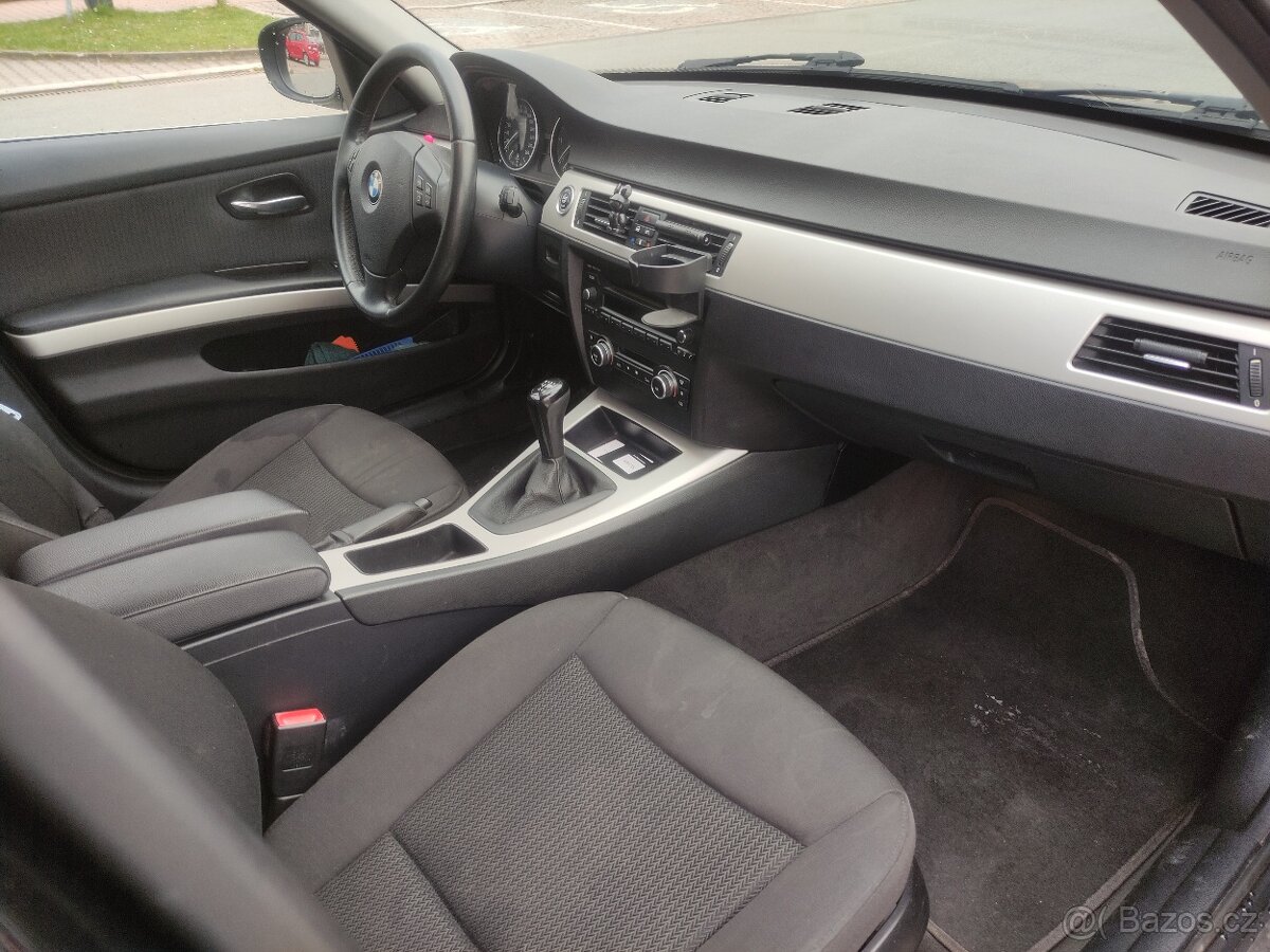 BMW e90 lci 325d - 4