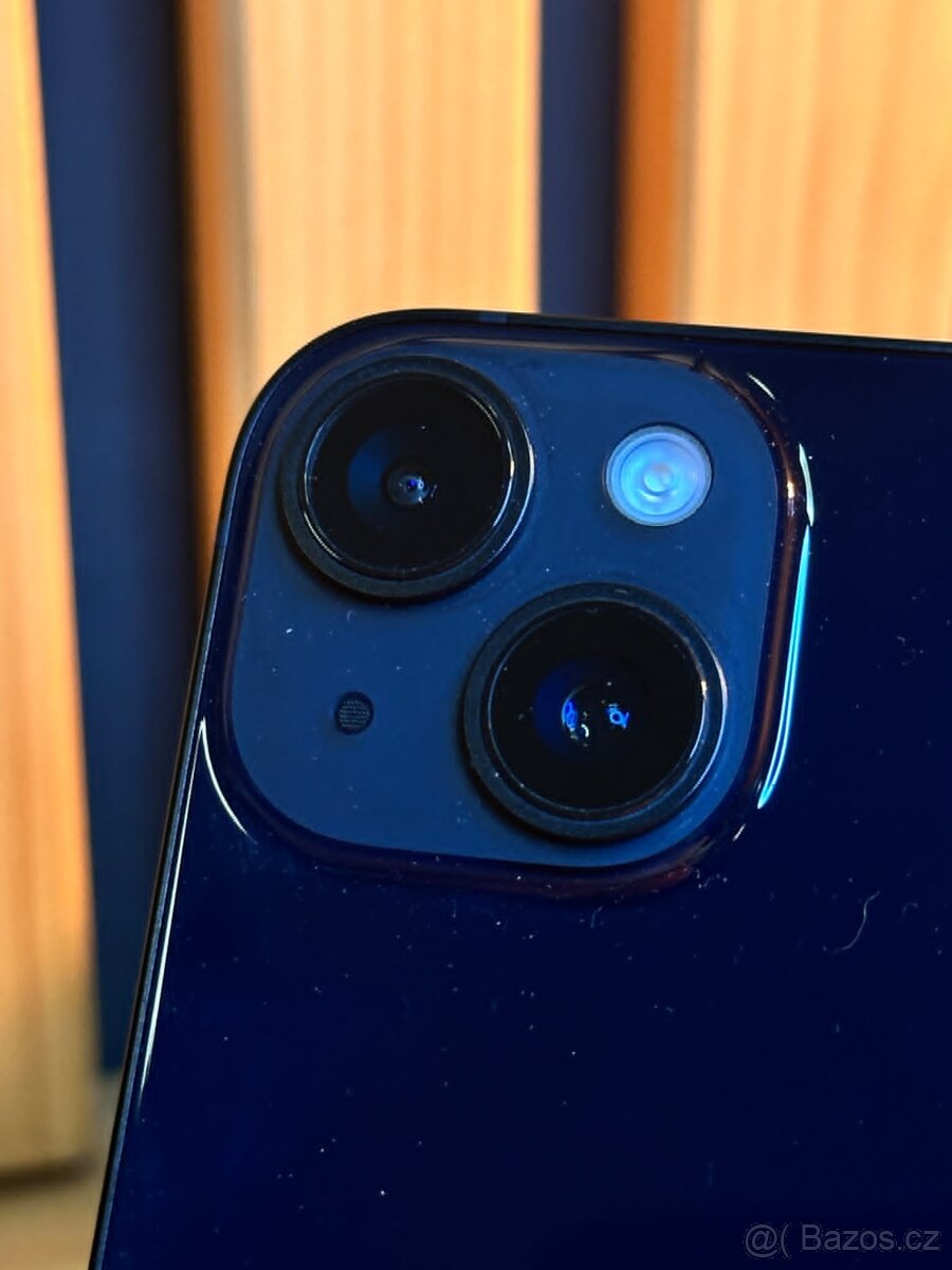 Apple iPhone 14, 128 GB - 4