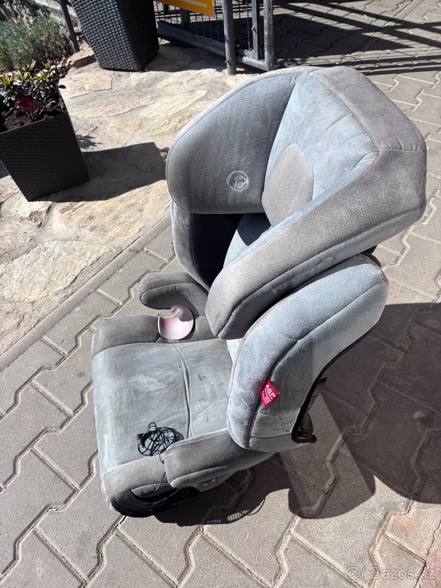 Autosedačka Recaro s repráčky - 4