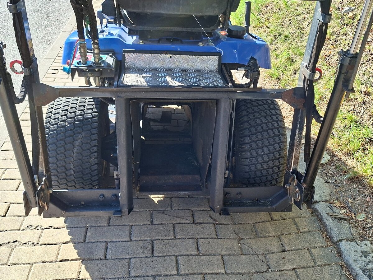 travní traktor Iseki SXG 323 - 4
