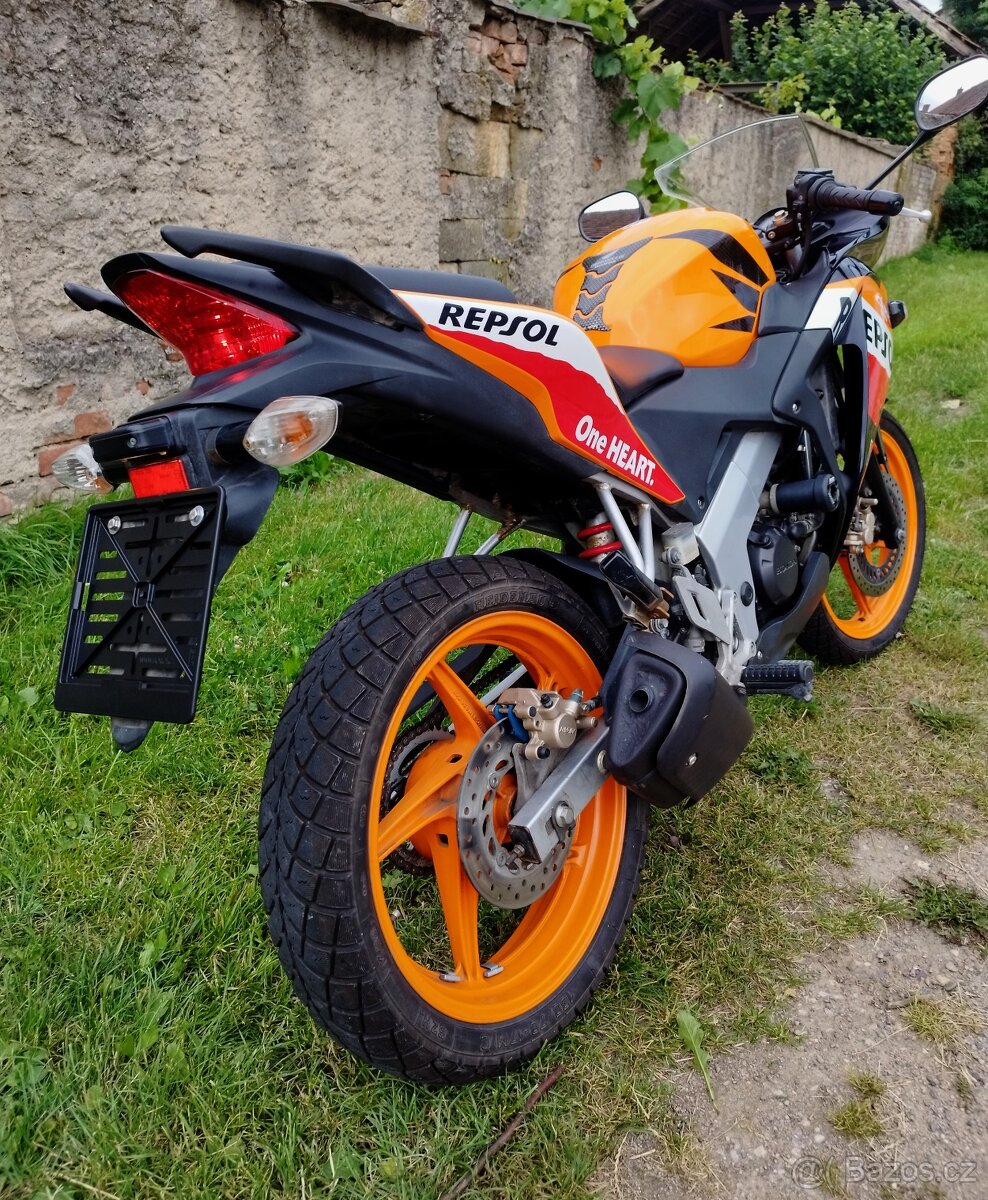 Honda cbr125r - 4
