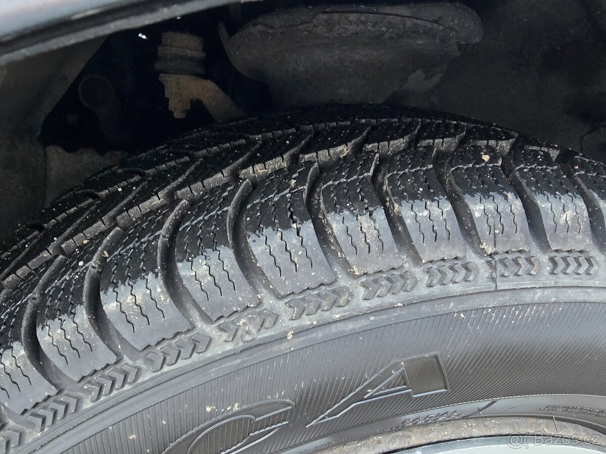 ⭐Honda Civic 1.4i/66kw/2004/ČR/2.MAJ/KLIMA⭐ - 4