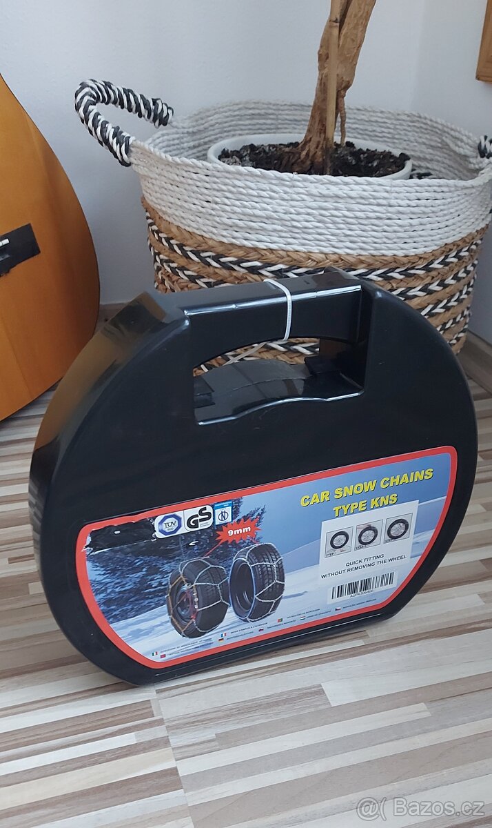 Nové sněhové řetězy-KNS-90,vhodné na Škoda Octávie3. - 4
