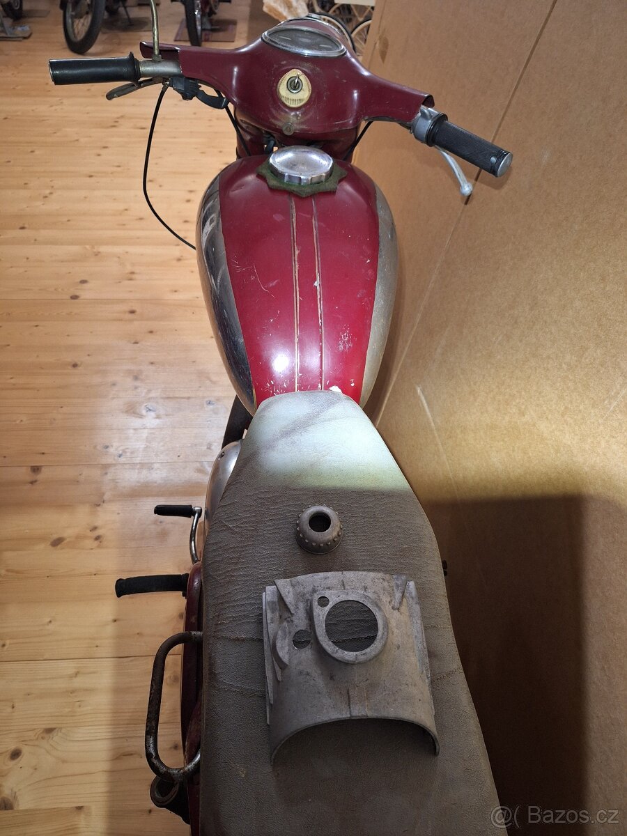 Jawa 250 559 panelka bez TP - 4