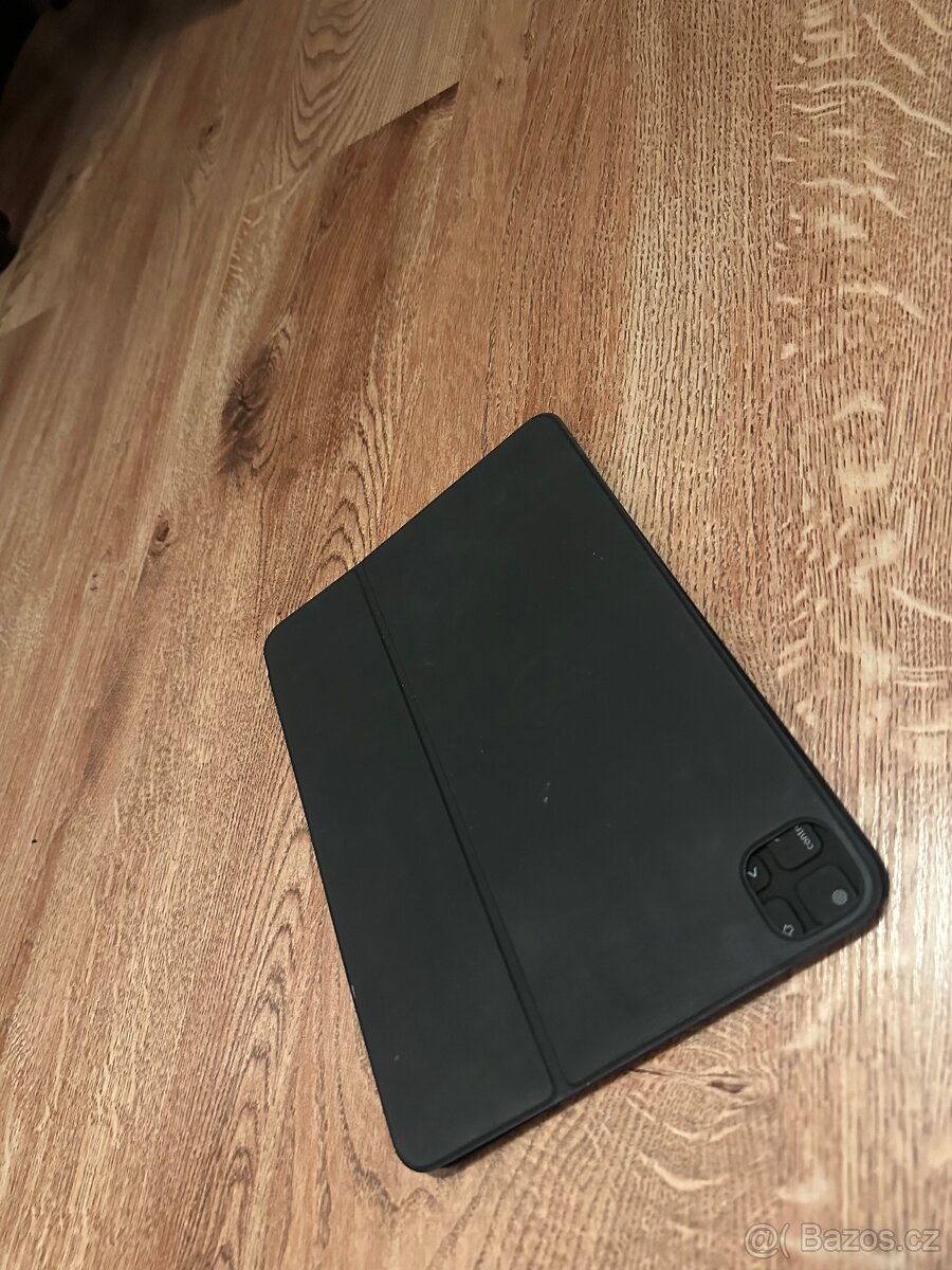 Apple Smart Keyboard Folio iPad Pro 11" a iPad Air - 4