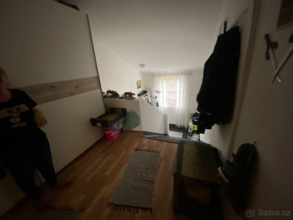 Pronajmu byt 2+1 s vlastní zahrádkou v Aši - 4