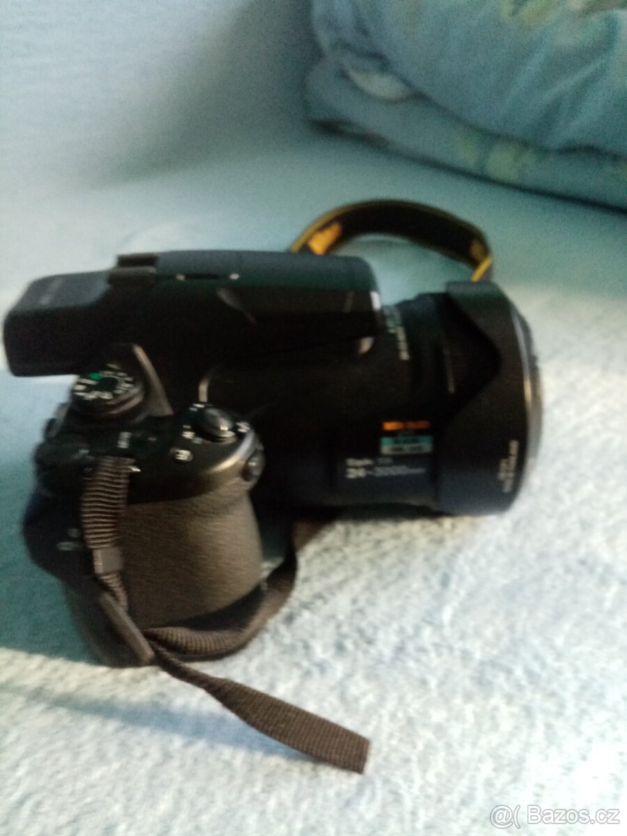 Nikon Coolpix P1000 - 4