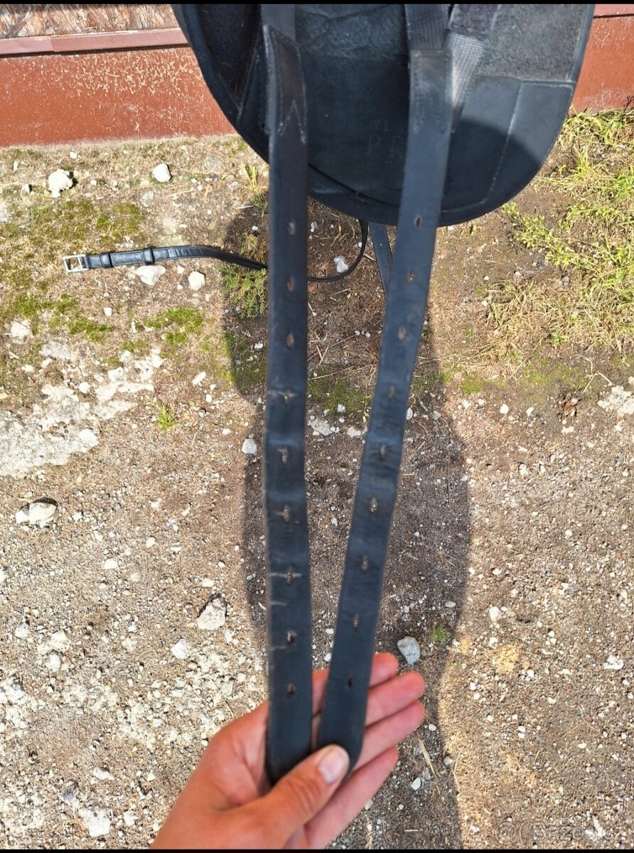 Drezurní sedlo Wintec PRO - 4