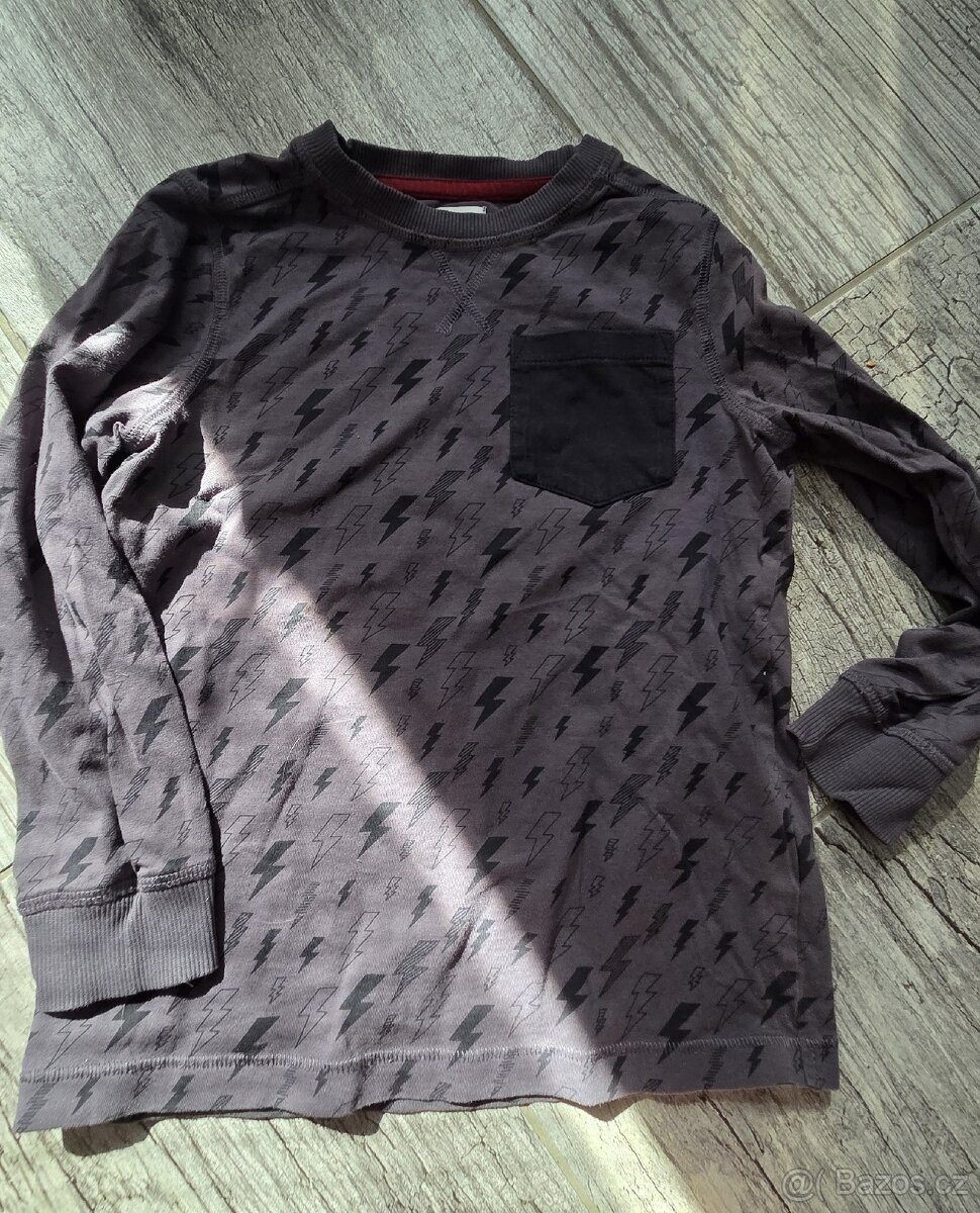 Dvě trika s dlouhým rukávem - 4