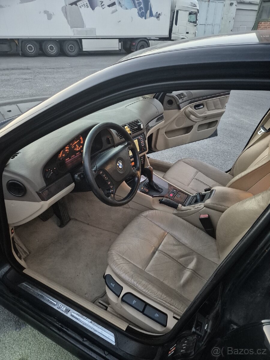 BMW E39 540I touring - 4