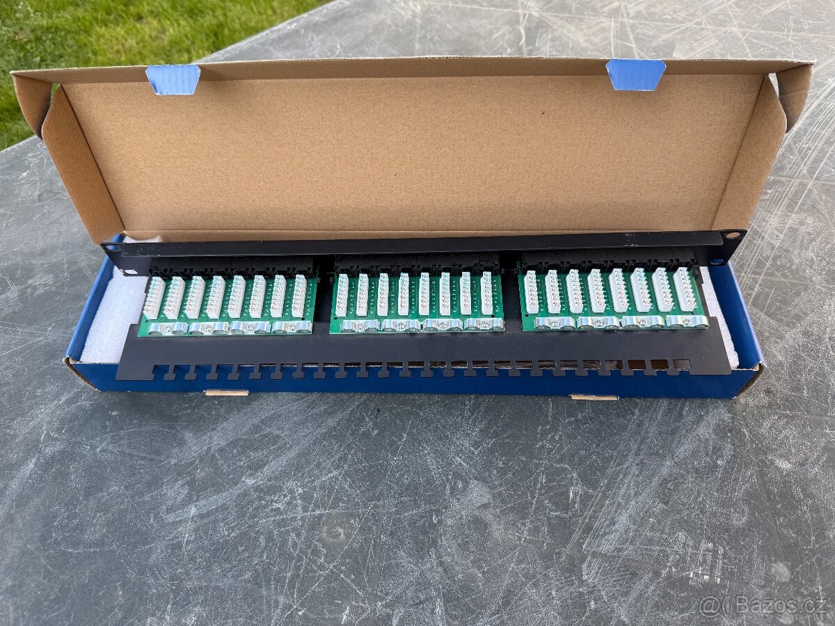 DATACOM Patch panel 19" UTP 24 port CAT5E LSA 1U BK - 4