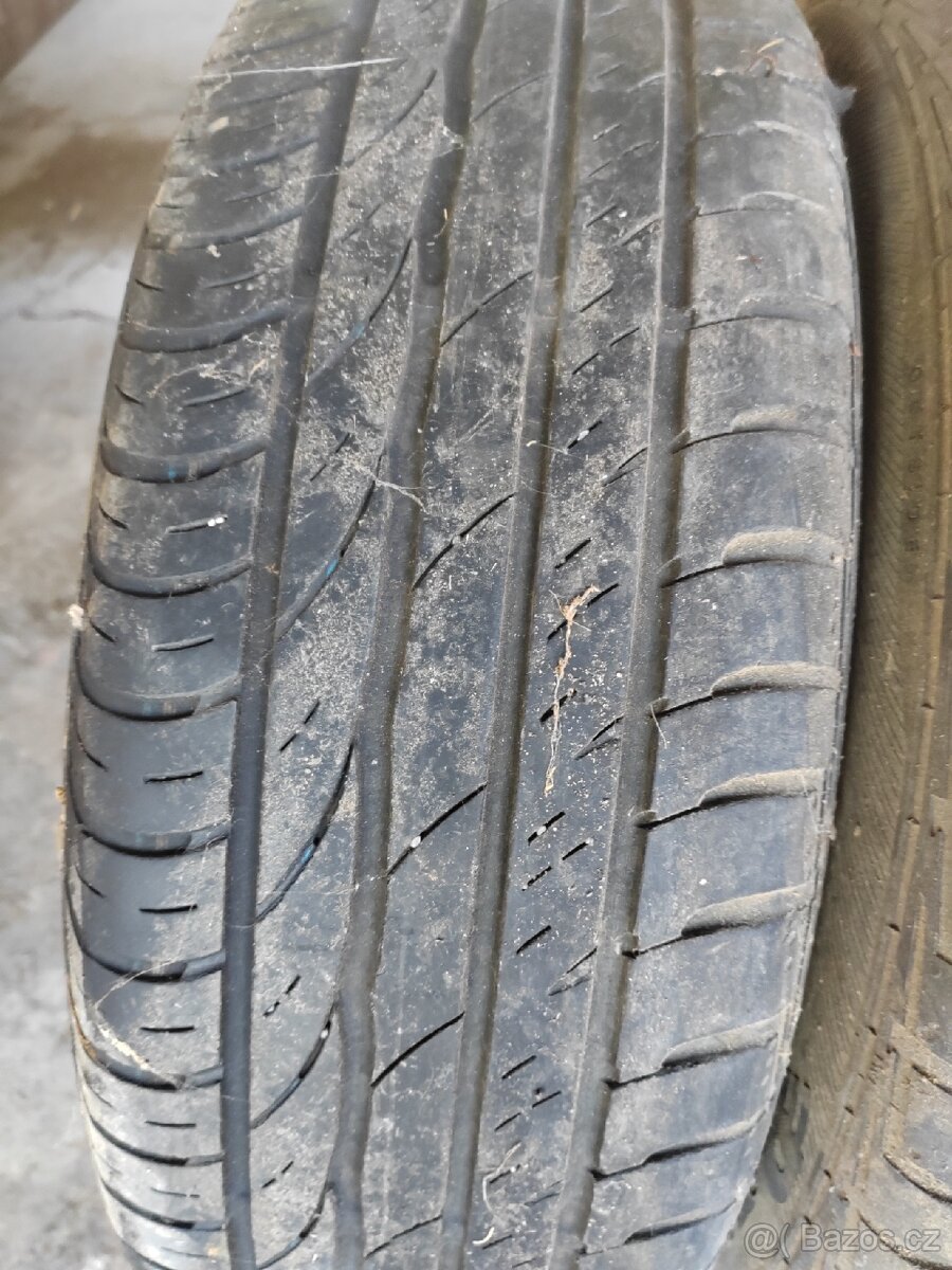 Pneumatiky na discích 195/60 R15 - 4