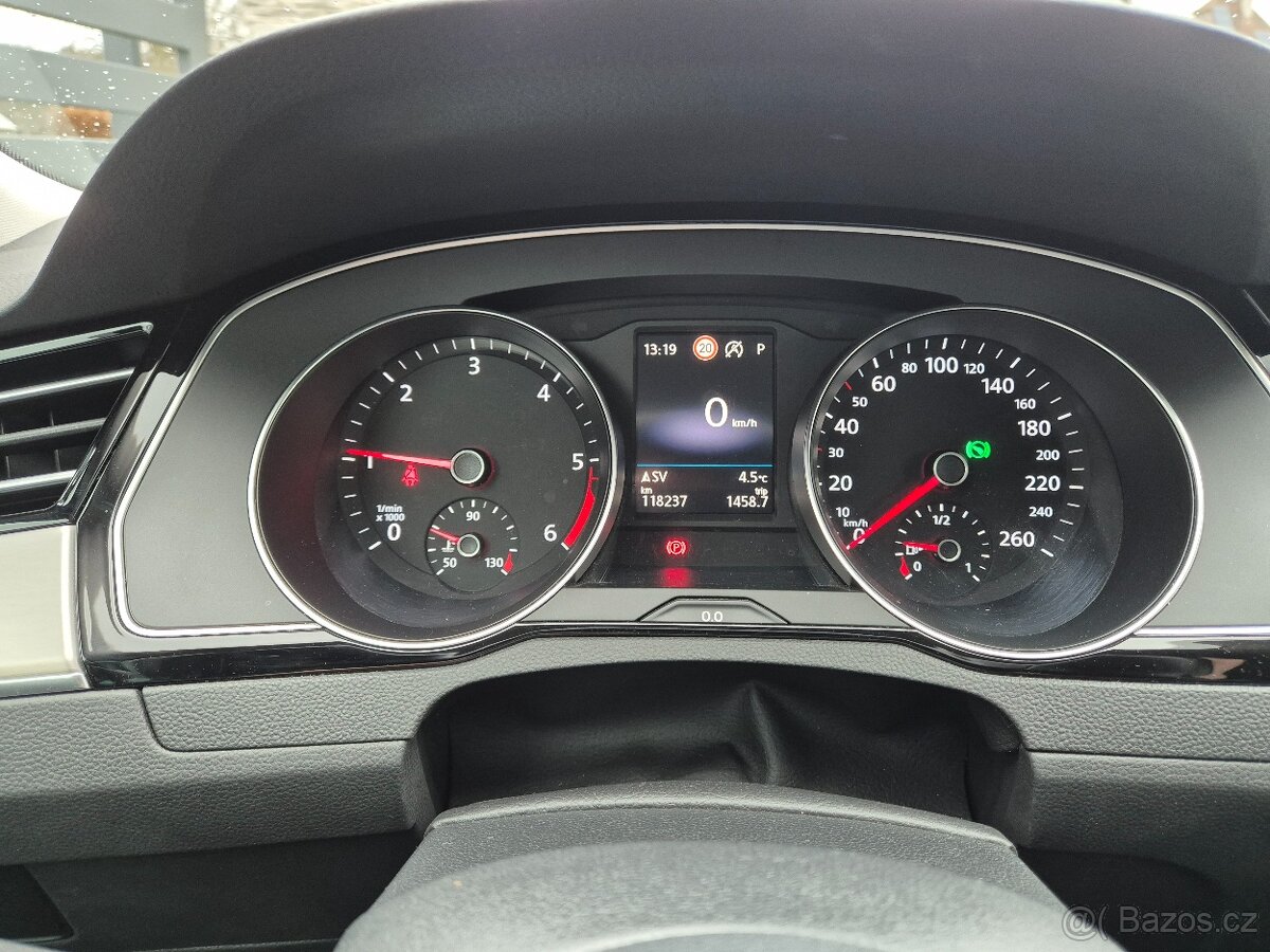 VW PASSAT VARIANT B8 2.0 TDI 150PS/MATRIX/118TKM - 4