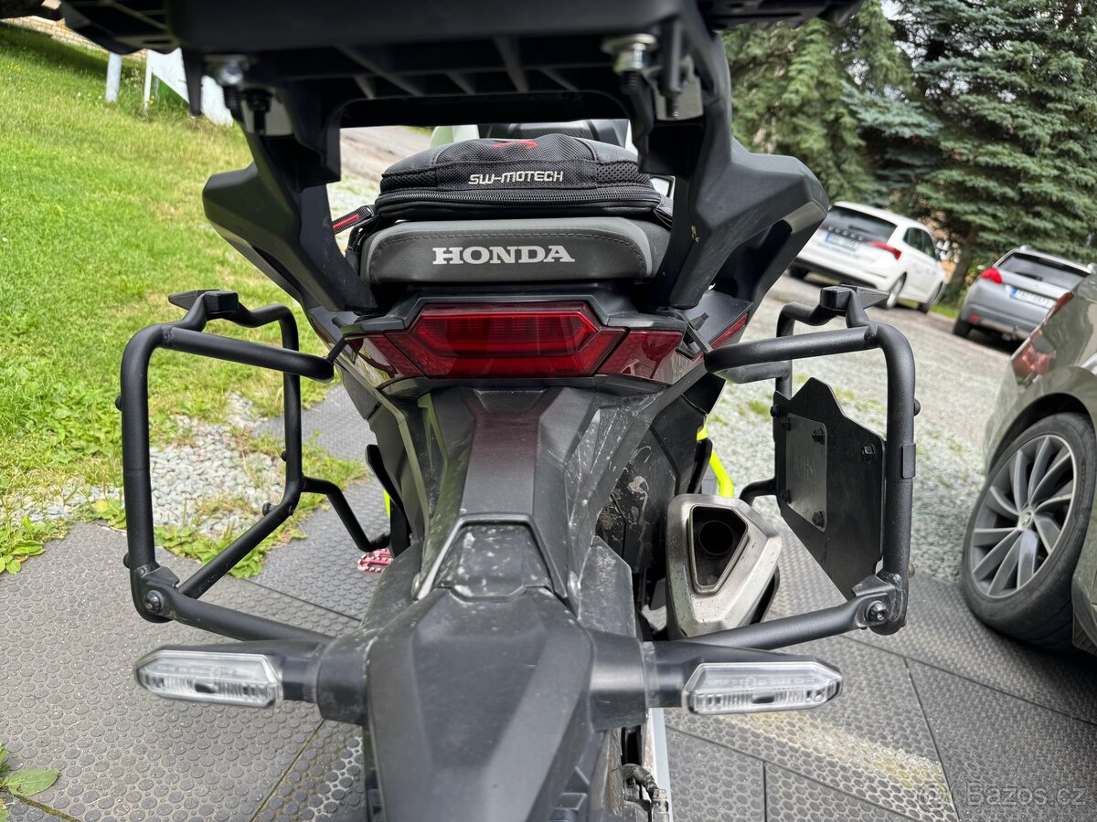 Honda X-ADV - boční kufry a držák GIVI - 4