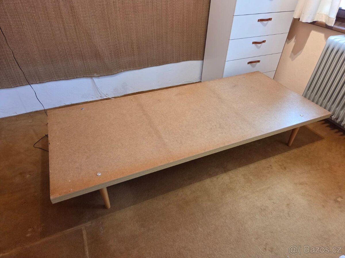 Postel s úložným prostorem - 4