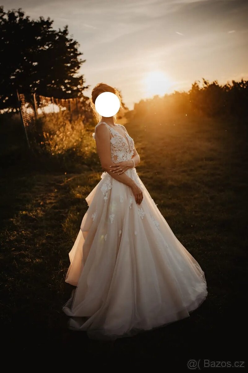 Prodám svatební šaty značky Eva Lendel. - 4