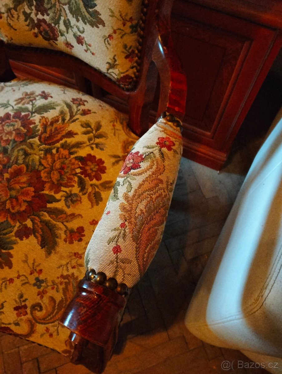 Vintage italské gobelínové křeslo. - 4